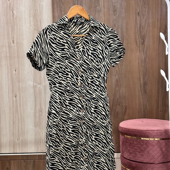 MAX Fashion Zebra Print Shirt Dress Size XS | Look Chic & Wild | Office wear - Picture 2 of 7